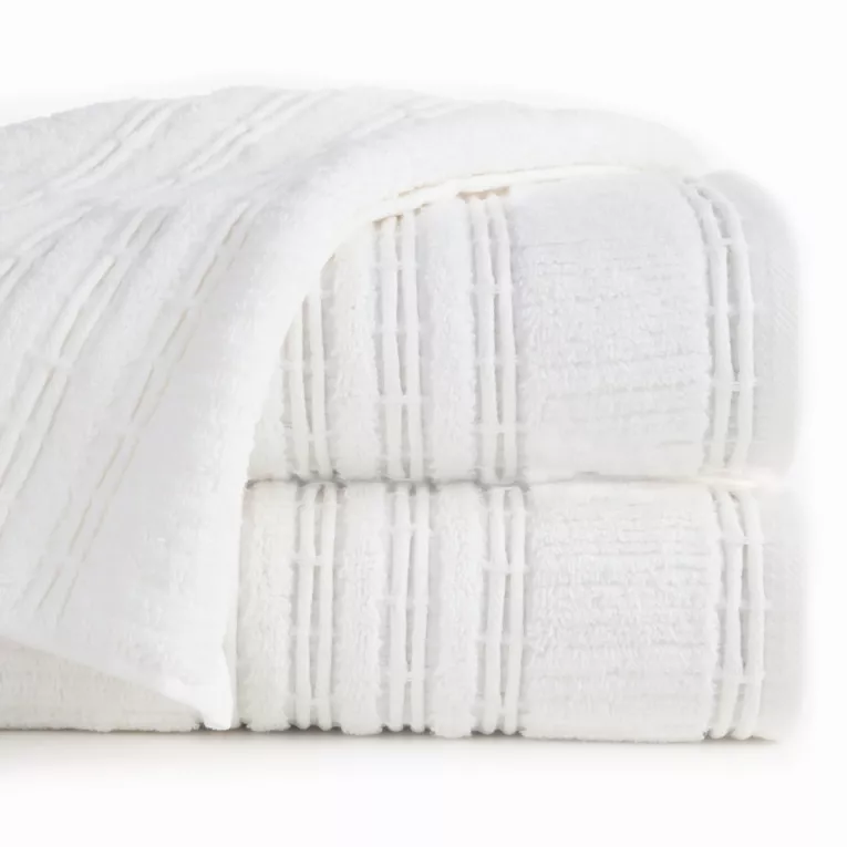 Ręcznik kąpielowy 70x140 cm bawełniany kolor biały podkreślony bordiurą tkaną w wypukłe paski 500 g/m2 ROME