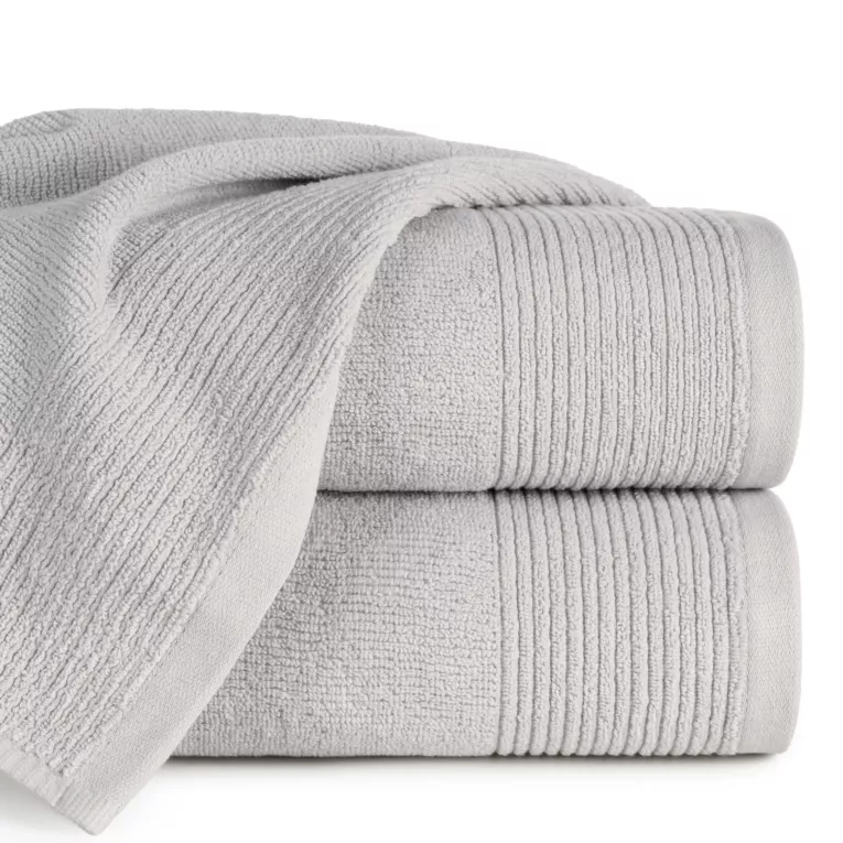 Ręcznik do rąk 30x50 cm bawełniany kolor jasnosrebrny zdobiony błyszczącą bordiurą 500 g/m2 LARI