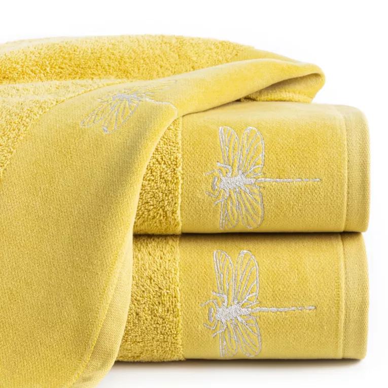 Ręcznik kąpielowy 70x140 cm bawełniany kolor musztardowy z haftem ważki na bordiurze 485 g/m2 LORI 1