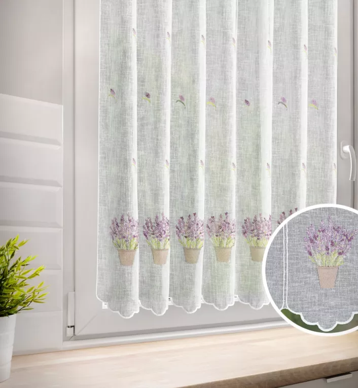Tkanina firanowa zazdrostka z etaminy zdobiona haftem lawendy