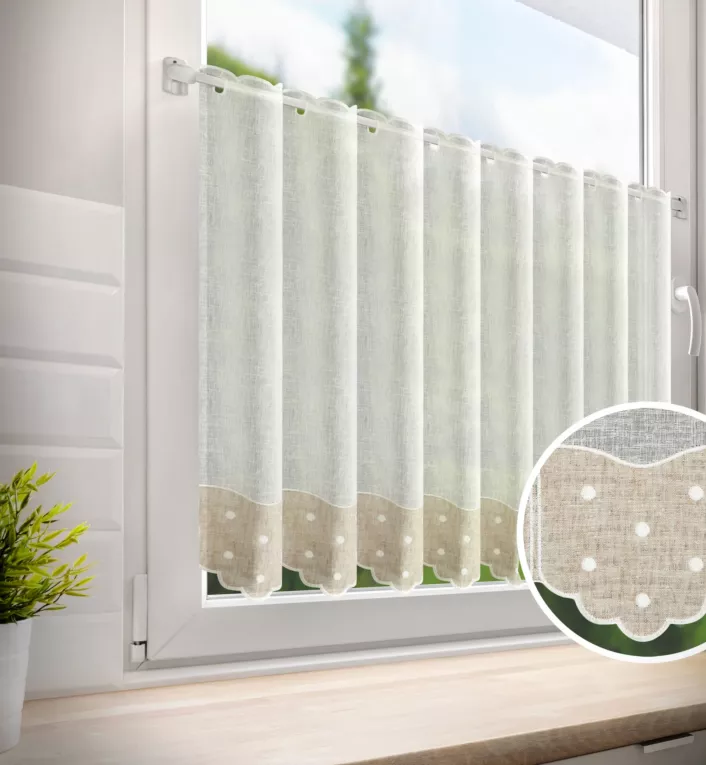 Tkanina firanowa zazdrostka z etaminy z haftem