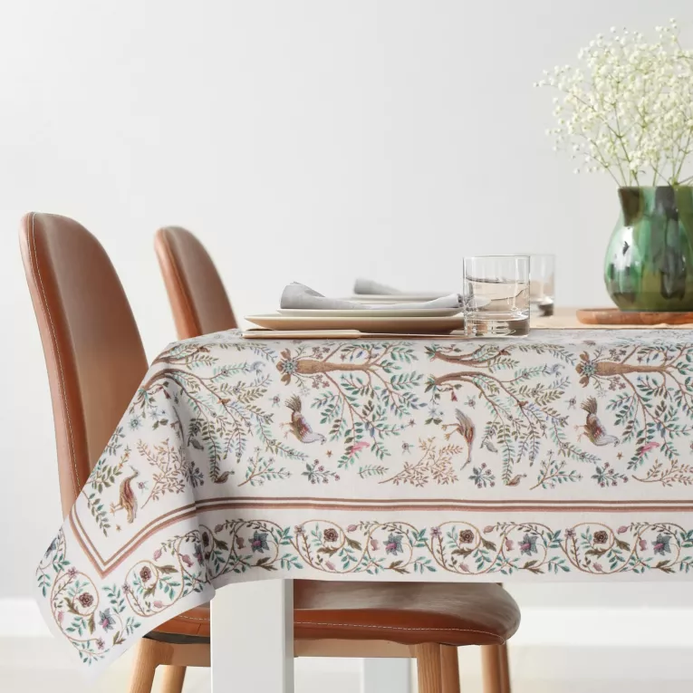 Obrus naturalno, jasnobrązowy 140x220 cm gobelinowy zdobiony nadrukiem inspirowanym projektami Williama Morrisa kolekcja FIORE