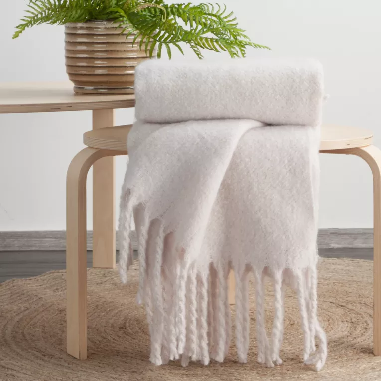 Koc 130x170 cm beżowy z efektem ombre i frędzlami MOHER