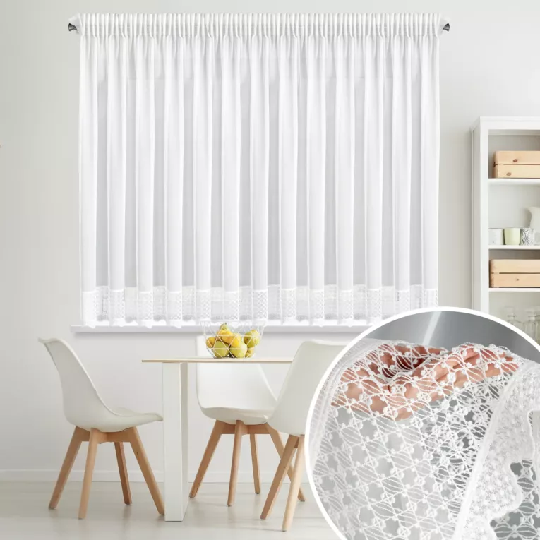 Firana biała z mikrosiateczki zdobiona ażurową koronką 350x150 cm taśma - KATRINA