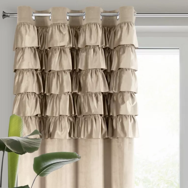 Zasłona ciemnobeżowa zdobiona falbanami z welwetu 140x250 cm przelotka AURA