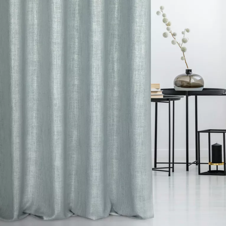 Zasłona szyta na taśmie 5 cm niebiesko srebrzysta z tkaniny o luźnym splocie, z połyskliwym nadrukiem w stylu glamour Italissima Eva Minge