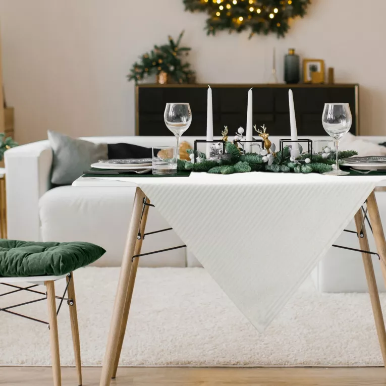 Obrus na stół naturalny 85x85 cm z żakardowej tkaniny FLASH świąteczny w prążki przetykany szampańską nicią