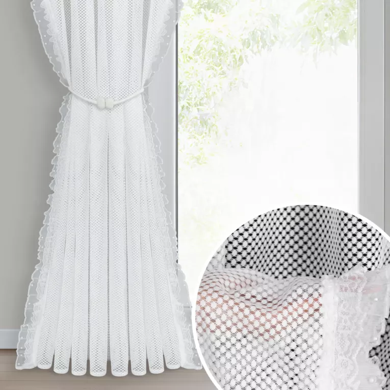Firana biała z siateczki zdobiona na brzegach subtelną falbanką 140x270 cm taśma AGNESS