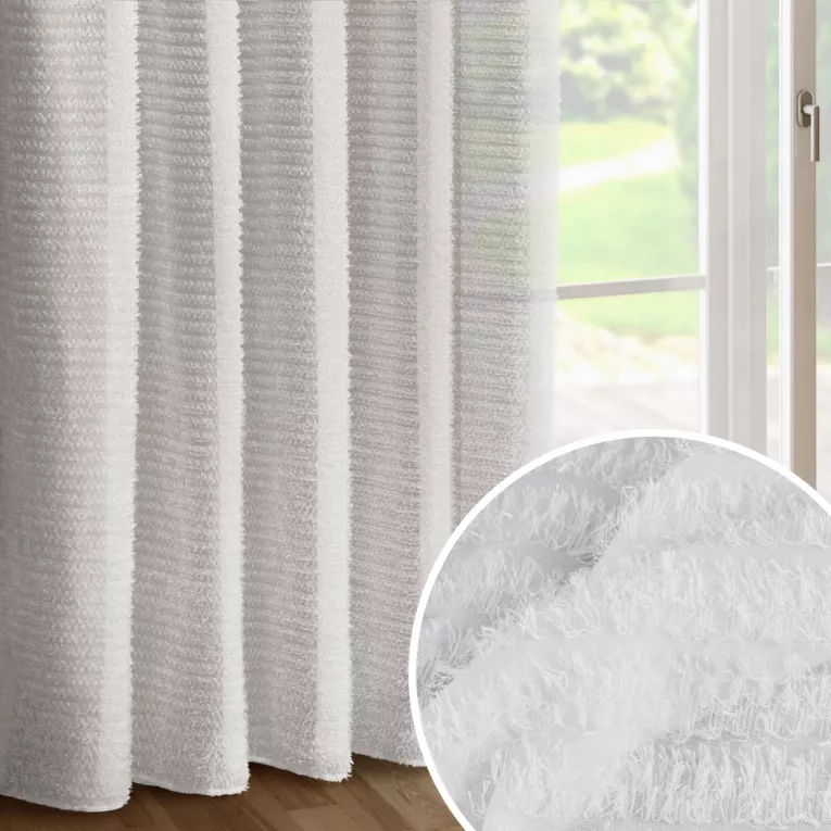 Zasłona biała zdobiona nicią szenilową z tkaniny szyfonowej 135x270 taśma - REINA - Eva Minge