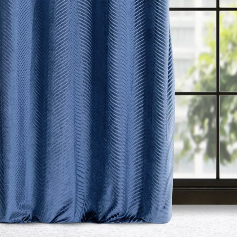Zasłona granatowa z błyszczącego strukturalnego welwetu 140x250 cm przelotka - LUSSI