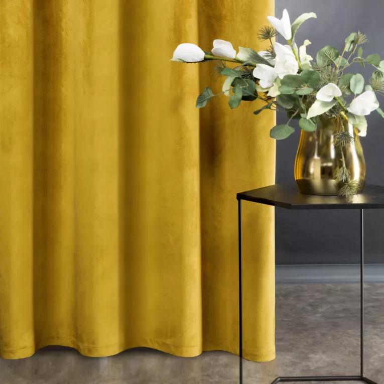 Zasłona welwetowa musztardowa z połyskiem 140x250 cm przelotka - SAMANTA