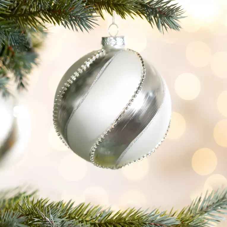 Szklana bombka ręcznie zdobiona kryształkami