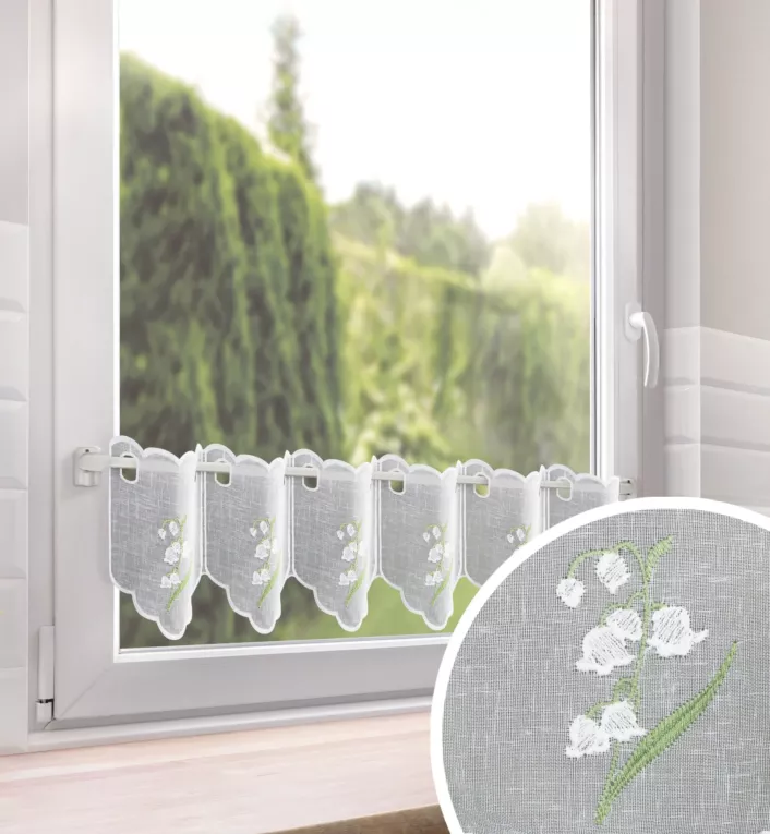 Tkanina firanowa zazdrostka zdobiona haftem wiosennym
