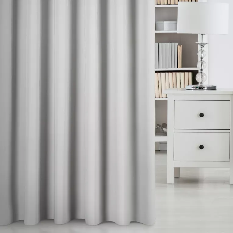 Firana szyta na taśmie 5 cm LUMIERE srebrna Z MATOWEJ, MIĘKKIEJ TKANINY O GĘSTYM SPLOCIE