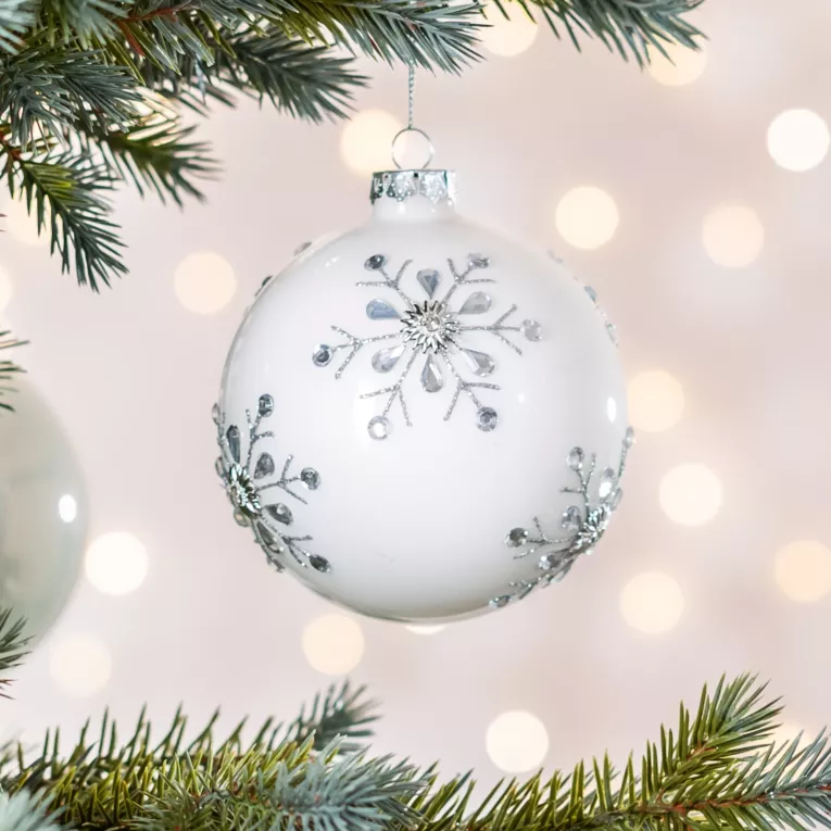 Szklana bombka ręcznie zdobiona wzorem śnieżynki