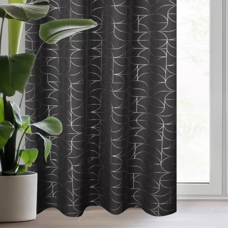 Zasłona czarna ze srebrnym geometrycznym nadrukiem 140x250 cm przelotka EVI