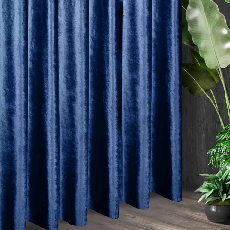 Tkanina zasłonowa gładka, miękka, welwetowa, z wyraźnym połyskiem z kolekcji Eva Minge