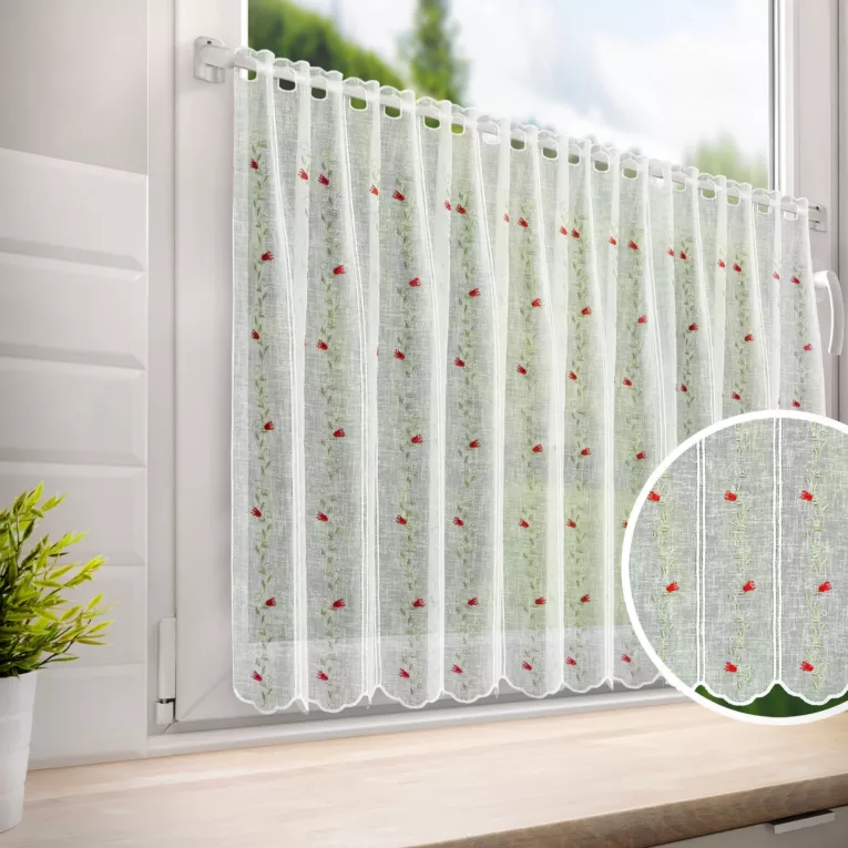 Tkanina firanowa zazdrostka zdobiona haftem drobnych kwiatuszków