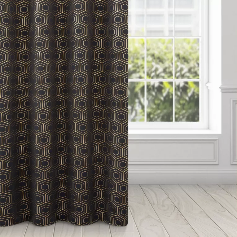 Zasłona czarno, złota z geometrycznym wzorem 135x250 cm przelotka - KAJA