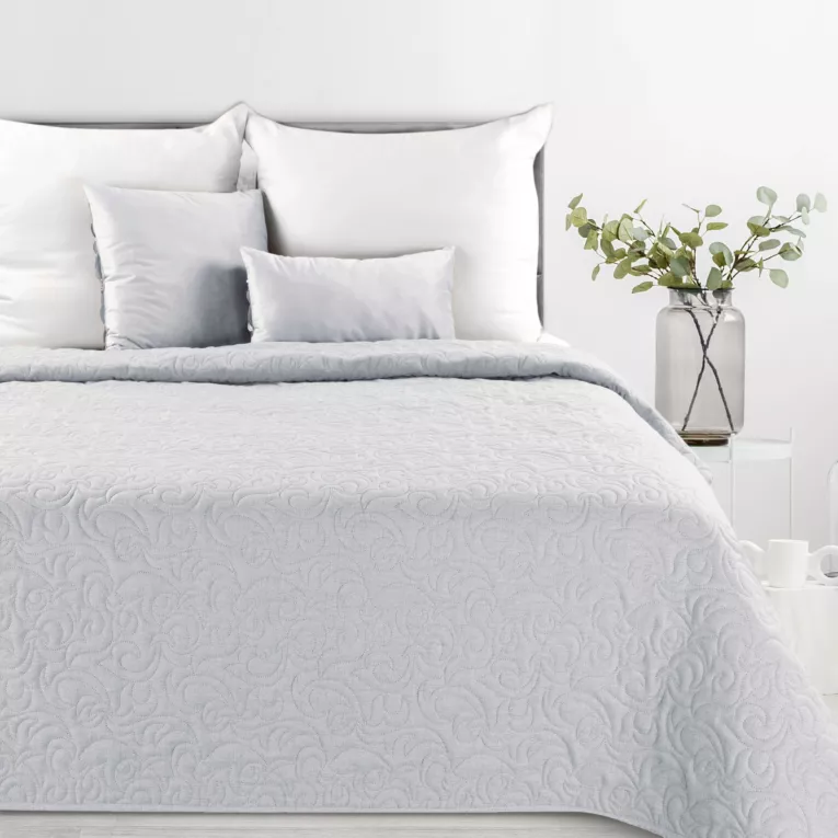 Narzuta z tkaniny imitującej len srebrna 220x240 cm na łóżko pikowana metodą hot press LENA 4 Eurofirany Premium