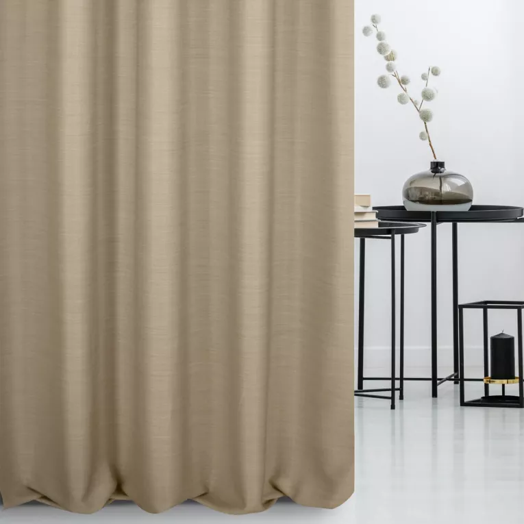 Zasłona szyta na taśmie 5 cm ciemnobeżowa z miękkiej tkaniny o naturalnym splocie w stylu ekologicznym