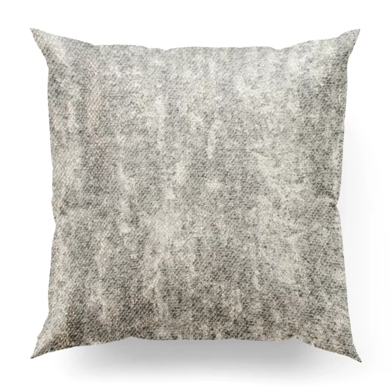 Poszewka szyta popielato srebrzysta z tkaninay o grubym, naturalnym splocie z delikatnym połyskiem