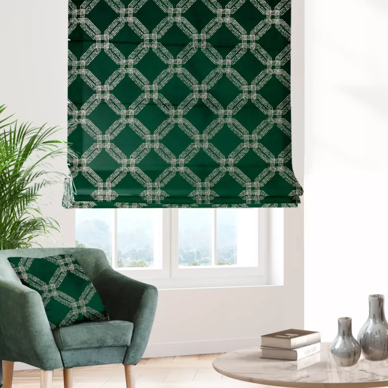 Roleta rzymska zielona z tkaniny welwetowej z geometrycznym błyszczącym nadrukiem
