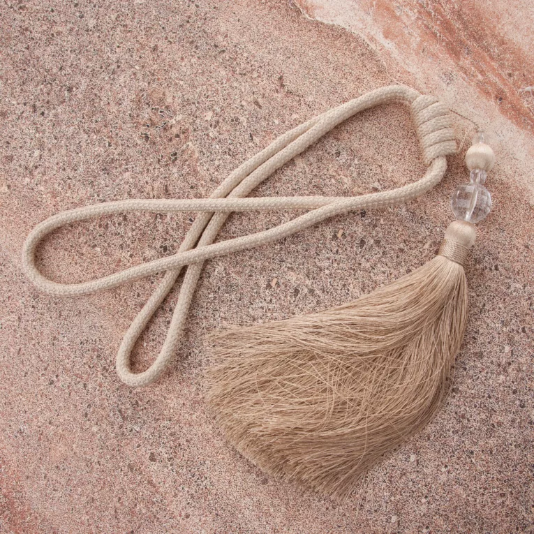 Dekoracyjny sznur do zasłon MEGI upinacz z ozdobnym chwostem i kryształkiem