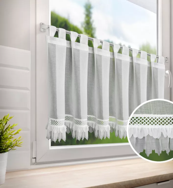 Zazdrostka biała zdobiona subtelną aplikacją oraz gipiurą 150x60 cm szelki - KATRIN