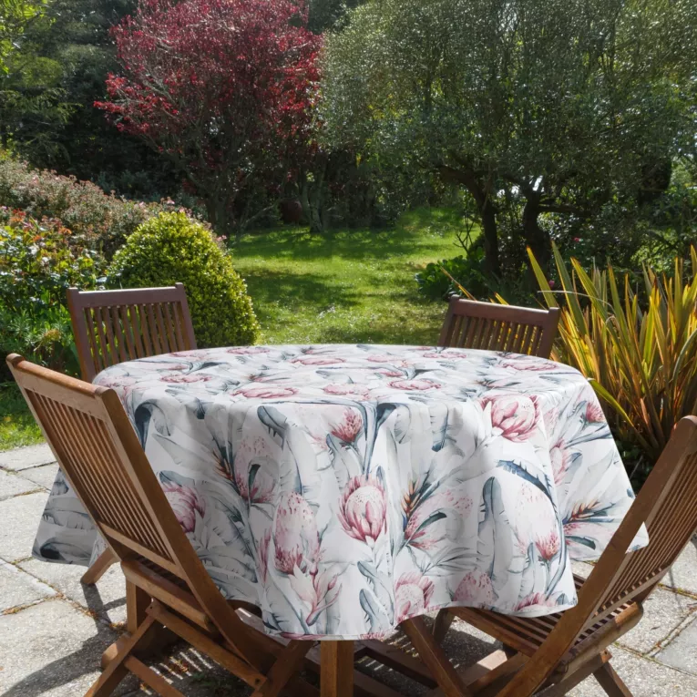 Obrus okrągły biało, niebieski średnica 150 cm wodoodporny GARDEN na taras oraz balkon