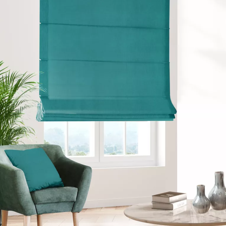 Roleta rzymska ADESSA ciemnoturkusowa z miękkiej tkaniny o welurowej strukturze