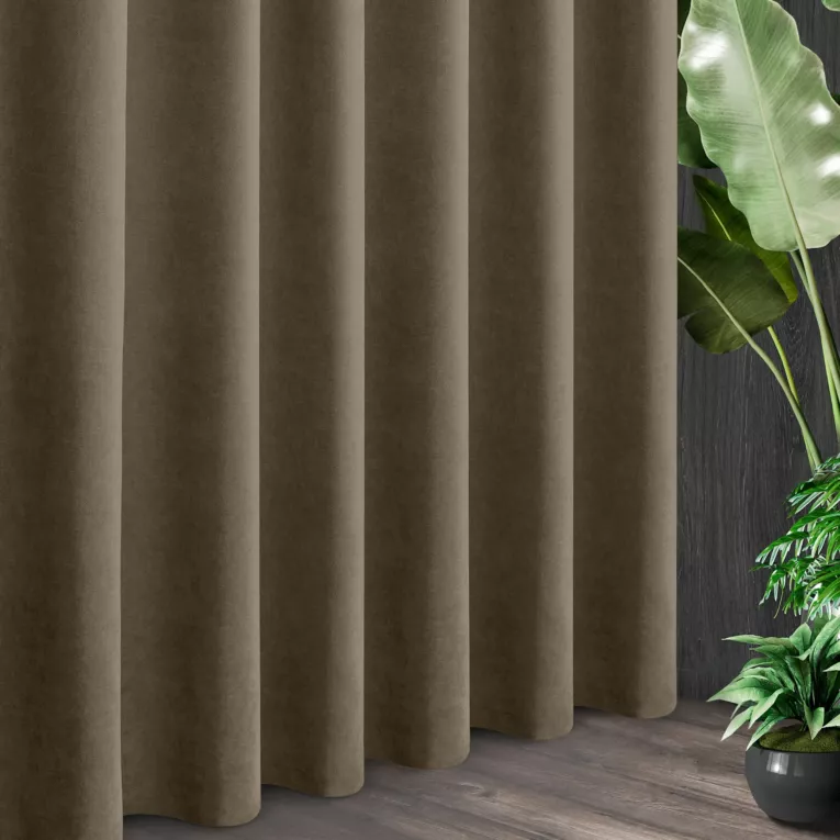 Tkanina zasłonowa o miękkim zamszowym chwycie ze strukturalnym wzorem