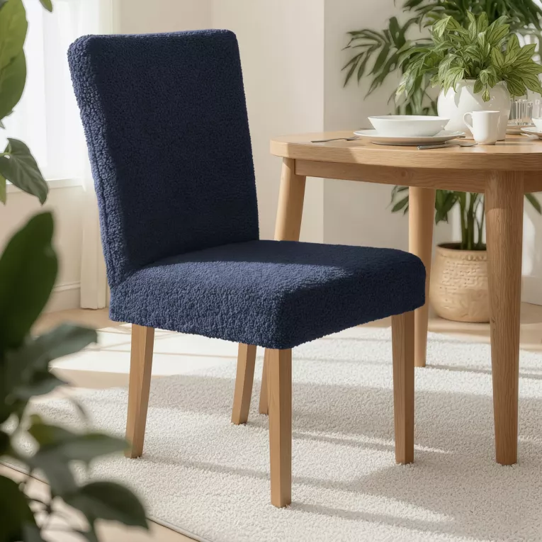 Pokrowiec na krzesło granatowy wodoodporny 35x55x30 cm o strukturze boucle Design 91