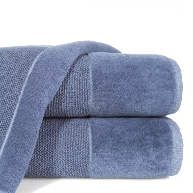 Ręcznik kąpielowy 70x140 cm bawełniany kolor niebieski z bordiurą z weluru 500 g/m2 LUCY