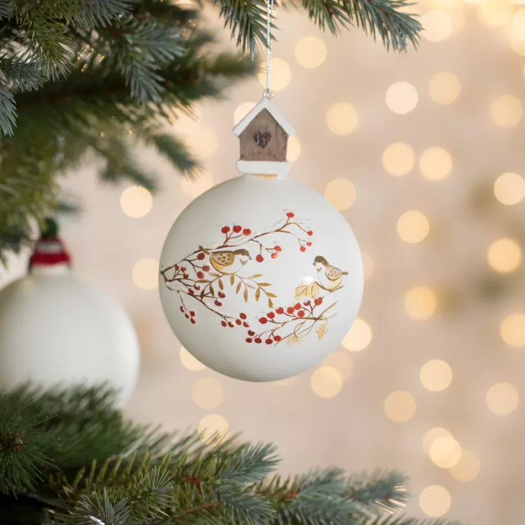 Szklana bombka choinkowa ręcznie zdobiona z szklaną zawieszka w formie budki dla ptaków