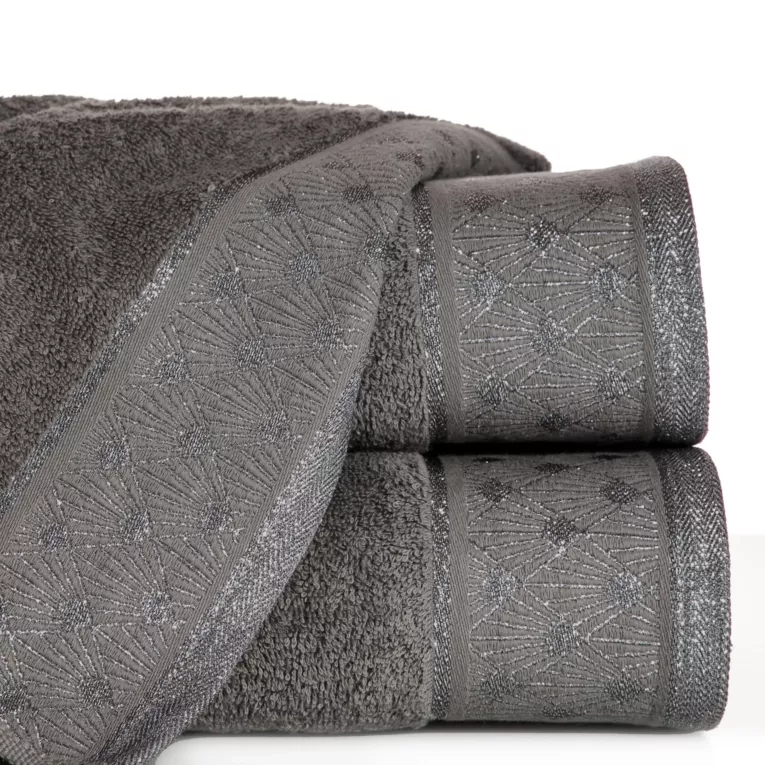 DIVA LINE Ręcznik HANA w kolorze srebrnym, z błyszczącym geometrycznym wzorem na bordiurze