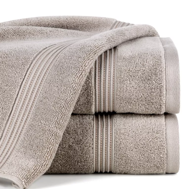 Ręcznik kąpielowy 50x90 cm bawełniany kolor beżowy 0 twist zdobiony paseczkami 550 g/m2 MOLLY
