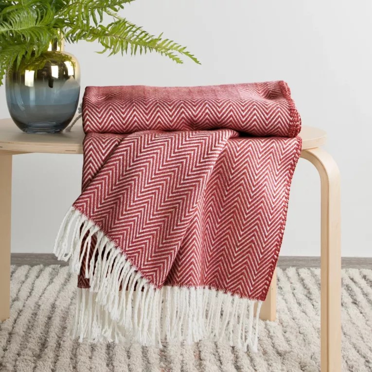 TERRA COLLECTION Koc MOROCCO utkany w motyw jodełki zakończony frędzlami z tkaniny z przewagą bawełny