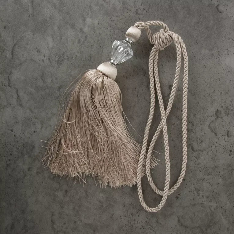 Dekoracyjny sznur do zasłon VILLIA zdobiony kryształem i puszystym chwostem