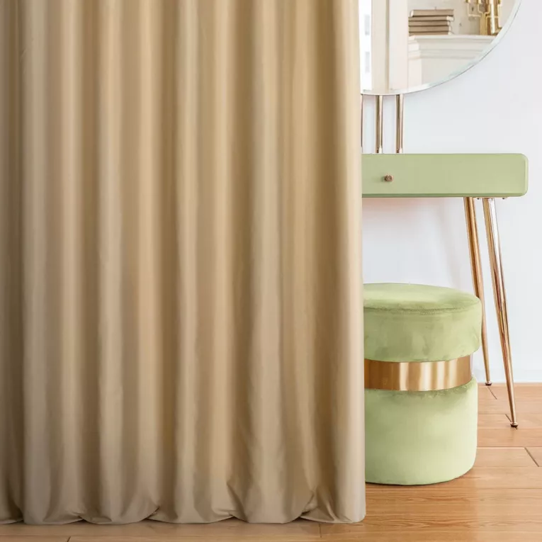 Zasłona szyta na taśmie 5 cm pomarańczowa z matowej gładkiej tkaniny