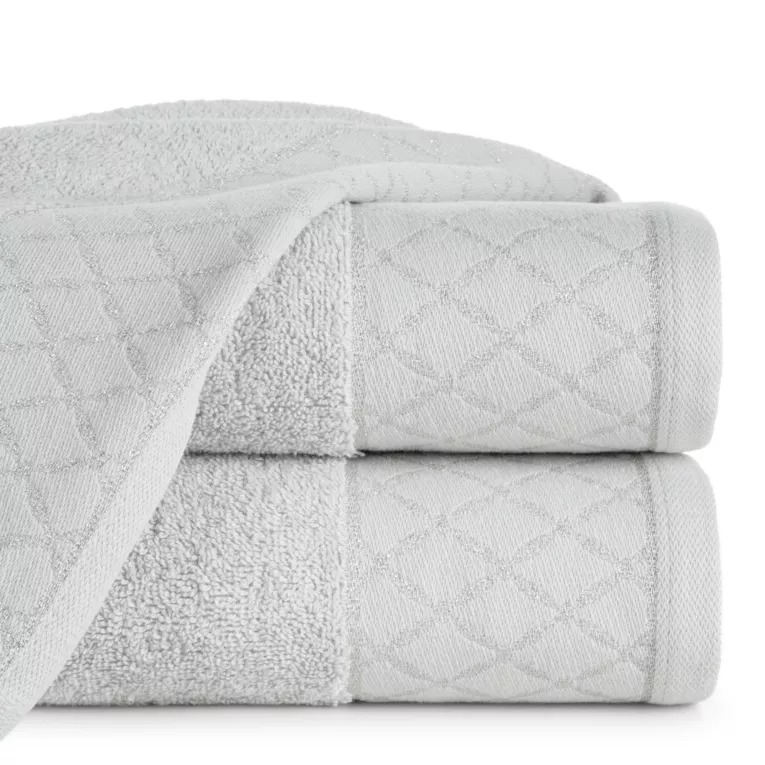 Ręcznik kąpielowy 50x90 cm bawełniany kolor srebrny zdobiony wzorem geometrycznym 500 g/m2 LAYLA