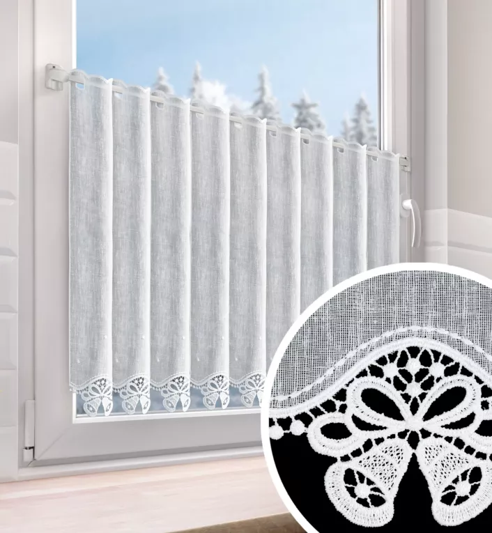 Tkanina firanowa zazdrostka z etaminy zdobiona świątecznym ażurowym haftem w formie dzwoneczków