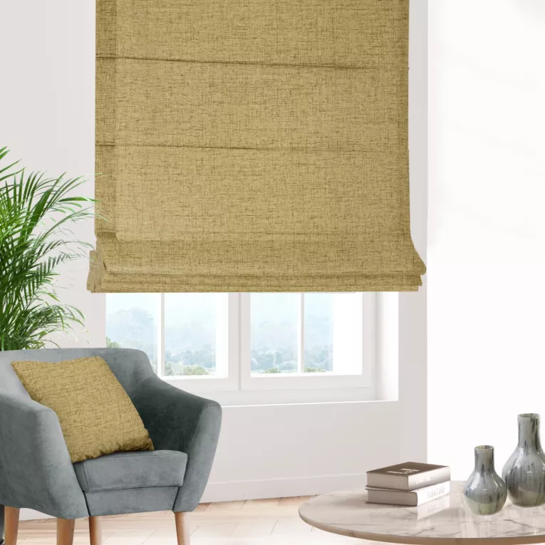 Roleta rzymska złota z tkaniny w stylu eko o naturalnym splocie