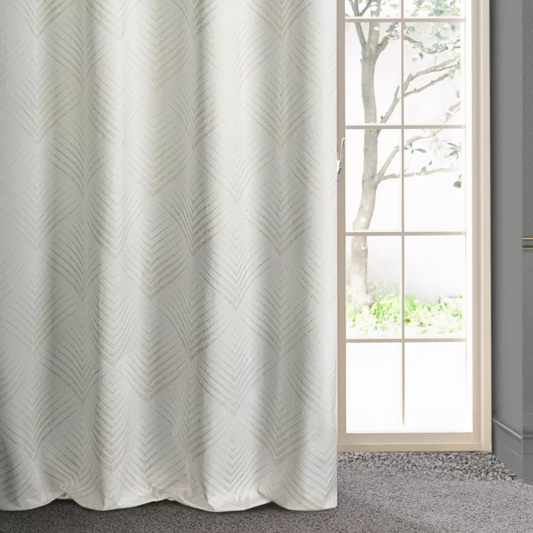 Zasłona biała ze złotym wzorem geometrycznym z welwetu 140x250 cm przelotka - BLANCA 2 - Limited Collection