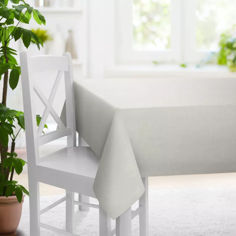 Obrus szyty jasnosrebrny z tkaniny w stylu eko o naturalnym splocie