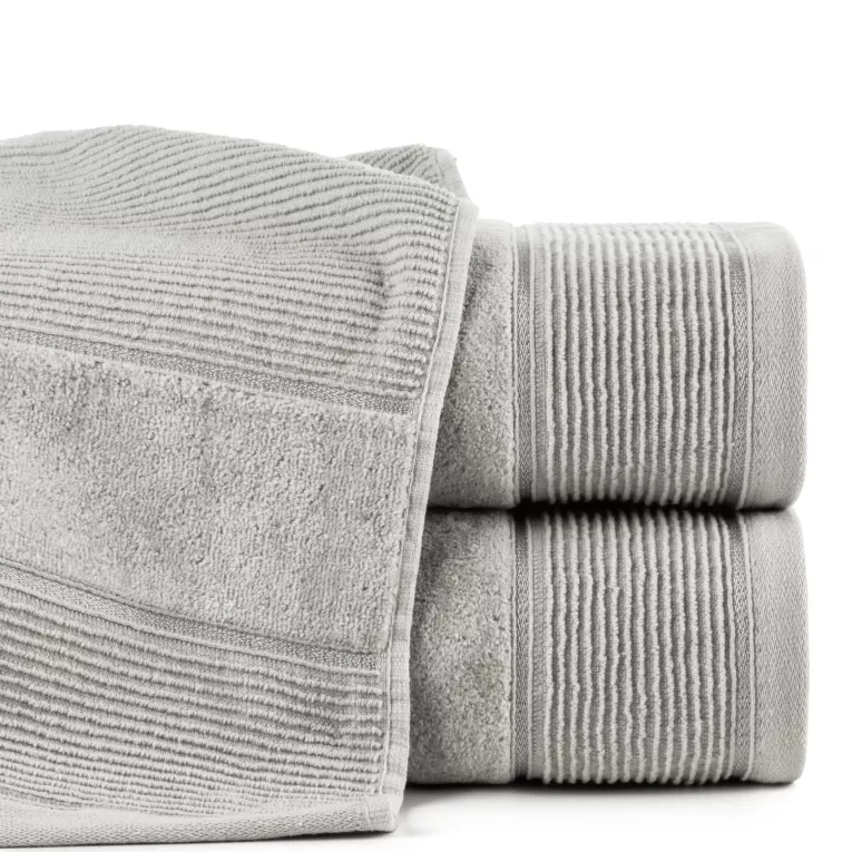 Ręcznik kąpielowy 50x90 cm bawełniany kolor srebrny z welurową bordiurą 500 g/m2 EMMA