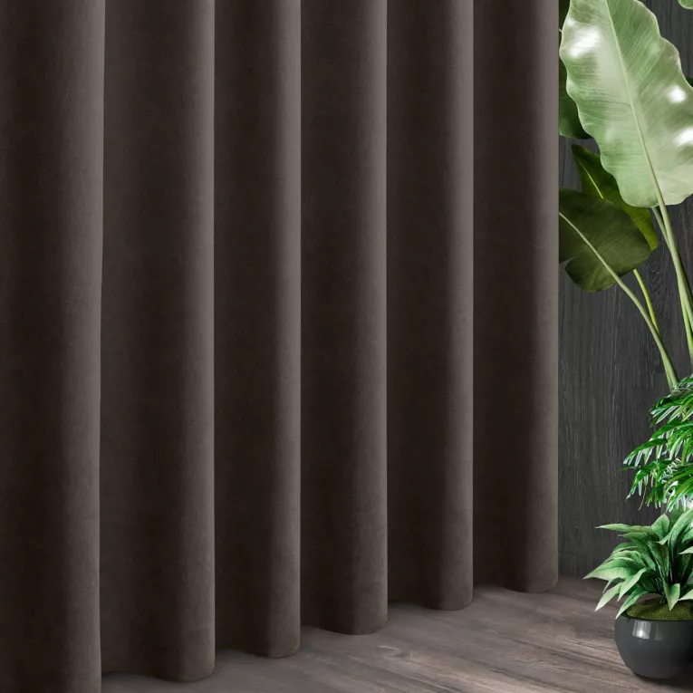 Tkanina zasłonowa o miękkim zamszowym chwycie ze strukturalnym wzorem