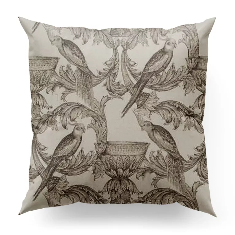 Poszewka szyta beżowo brązowa z miękkiej szlachetnej tkaniny z oryginalnym wzorem