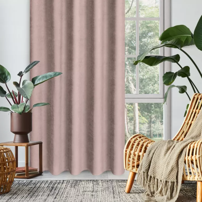 Zasłona różowa z tkaniny welurowej 70x220 cm szerokość po zmarszczeniu fala 1:1,5 Dora