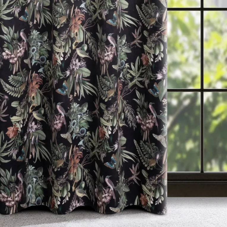 Zasłona welwetowa czarno, zielona ze wzorem roślinnym 140x250 cm przelotka - BECKY